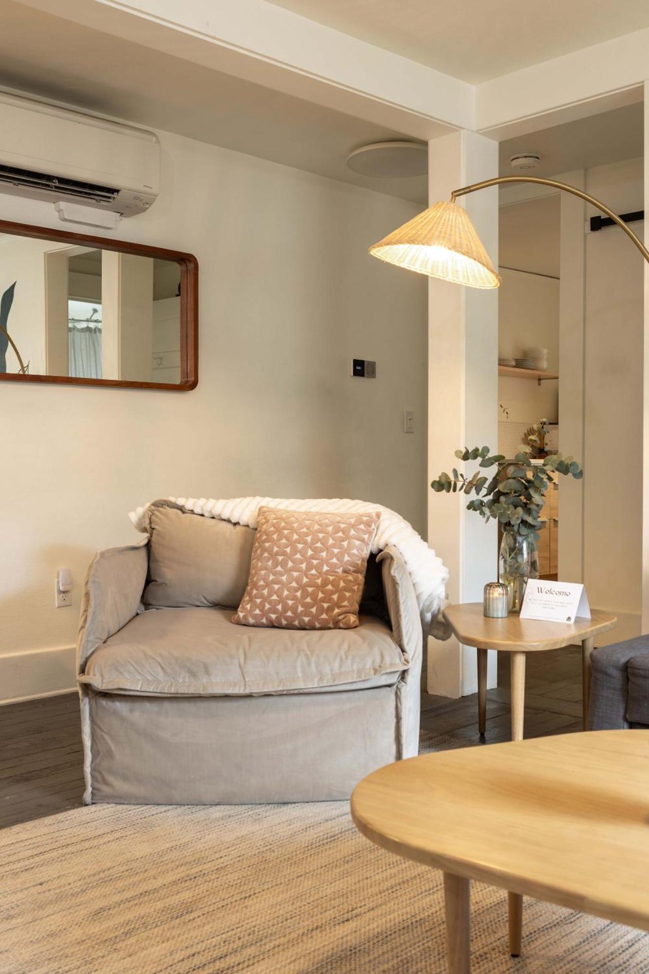 شقة Its Back Historic Flat In Downtown بويسي المظهر الخارجي الصورة
